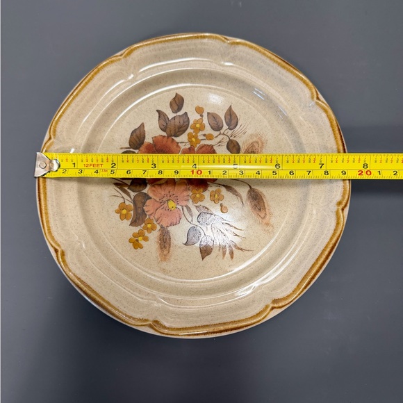 Floral Patterned Plates - Picture 5 of 5